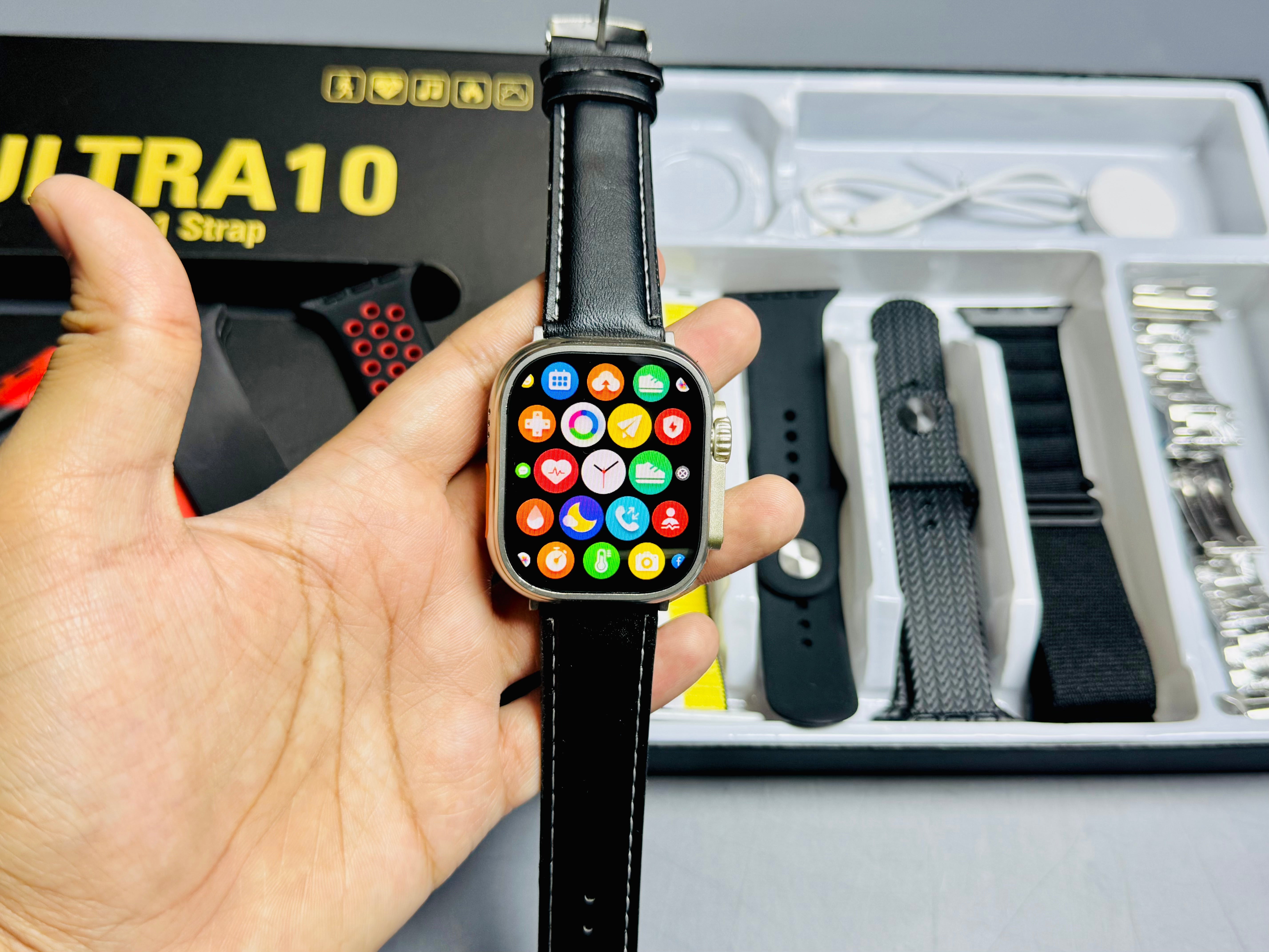 10 IN 1 STRAP ULTRA WATCH